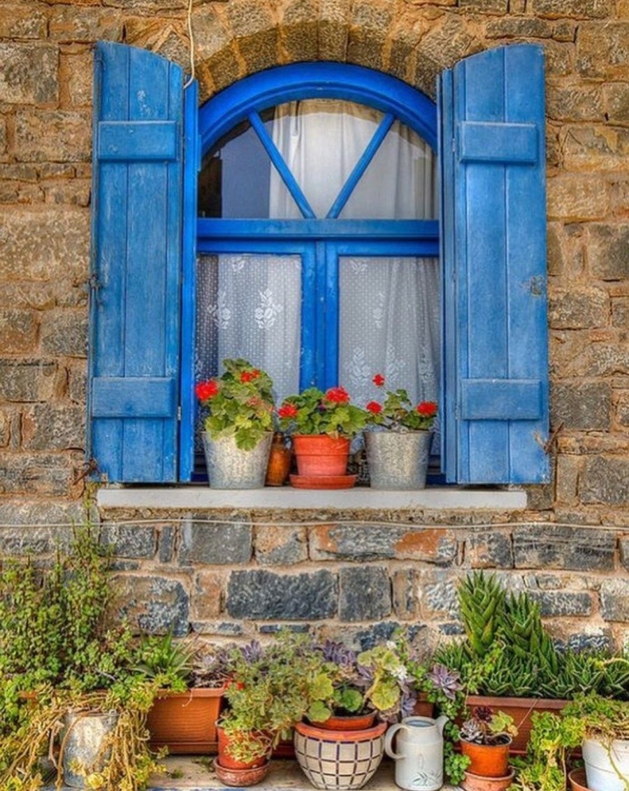 Голубые ставни