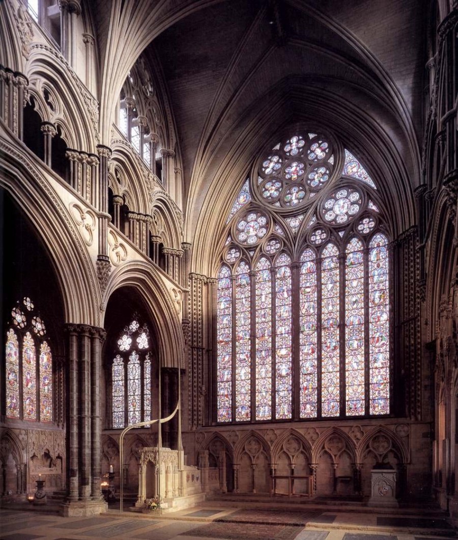 Линкольнский собор интерьер