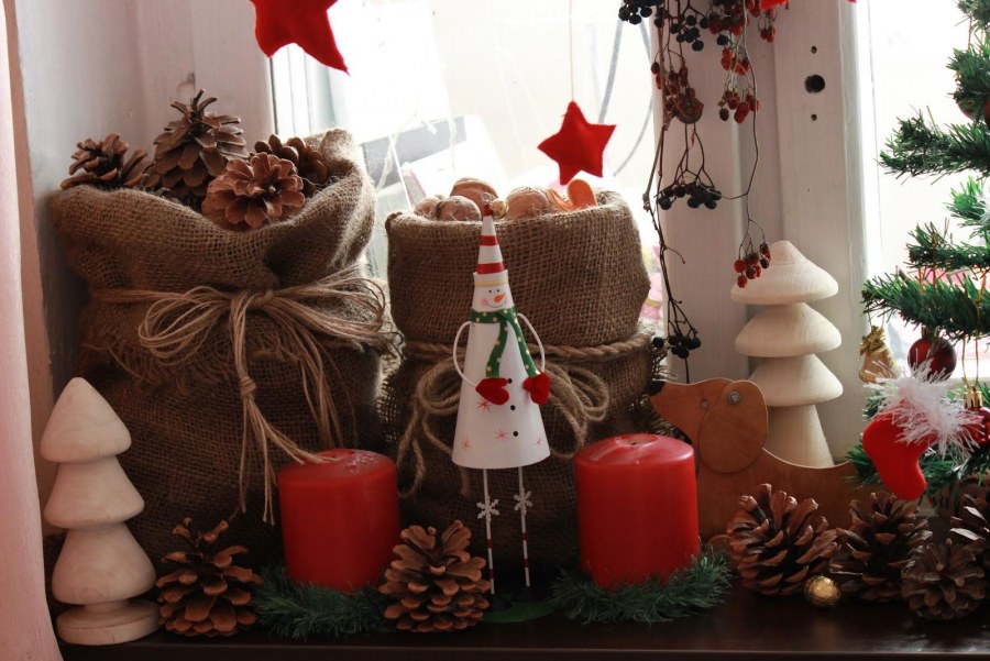 Украсить подоконник к новому году