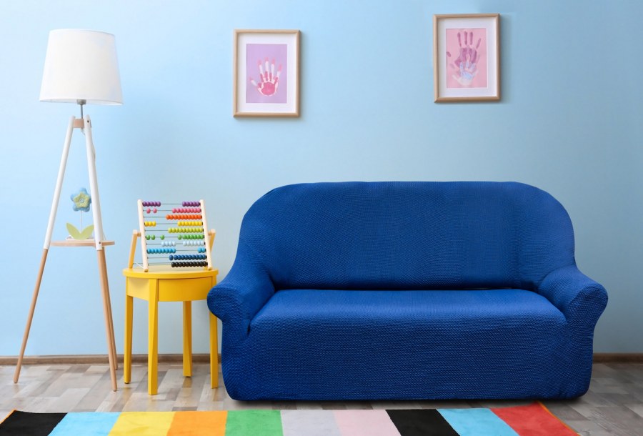 Синий диван