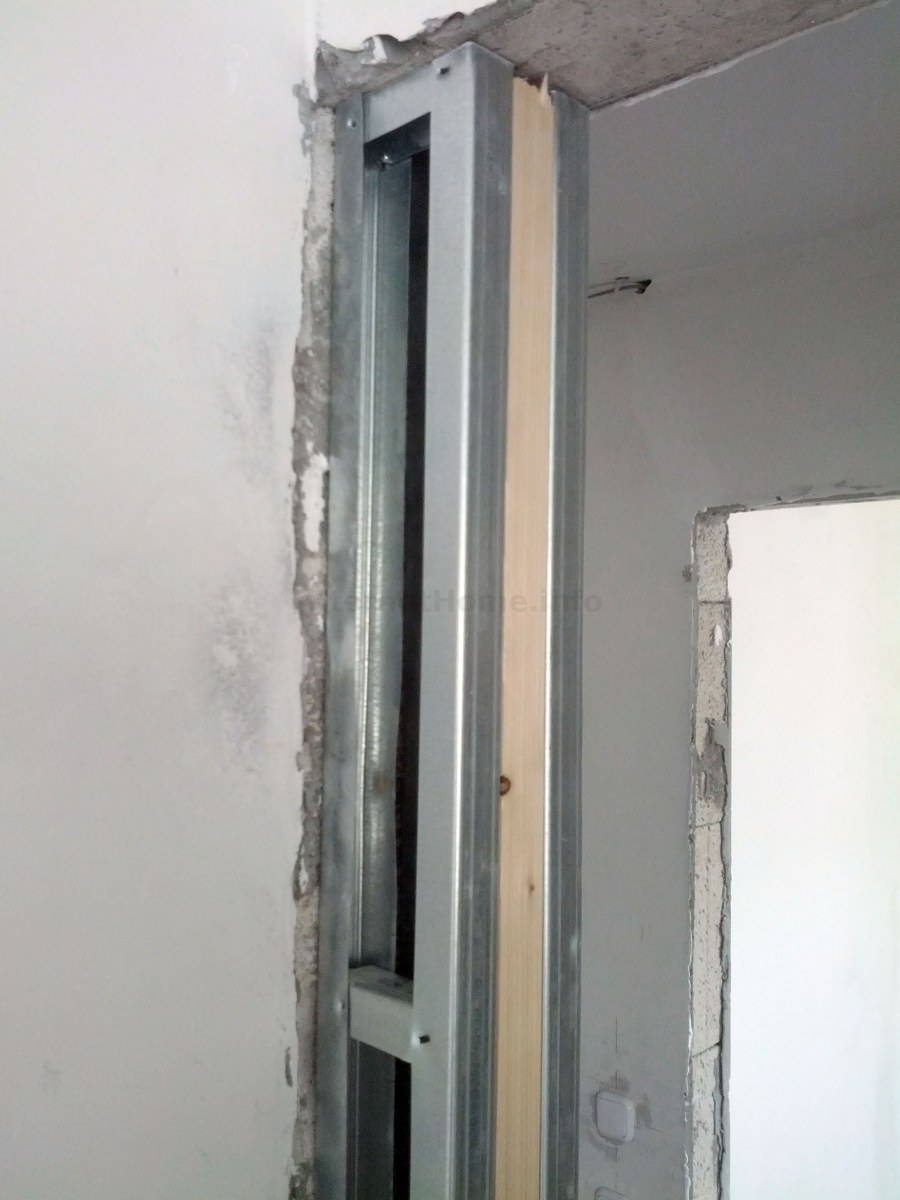 Дверной проем под дверь 80 см из гипсокартона