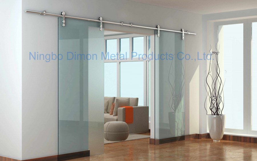 Цельностеклянные раздвижные перегородки слайдер