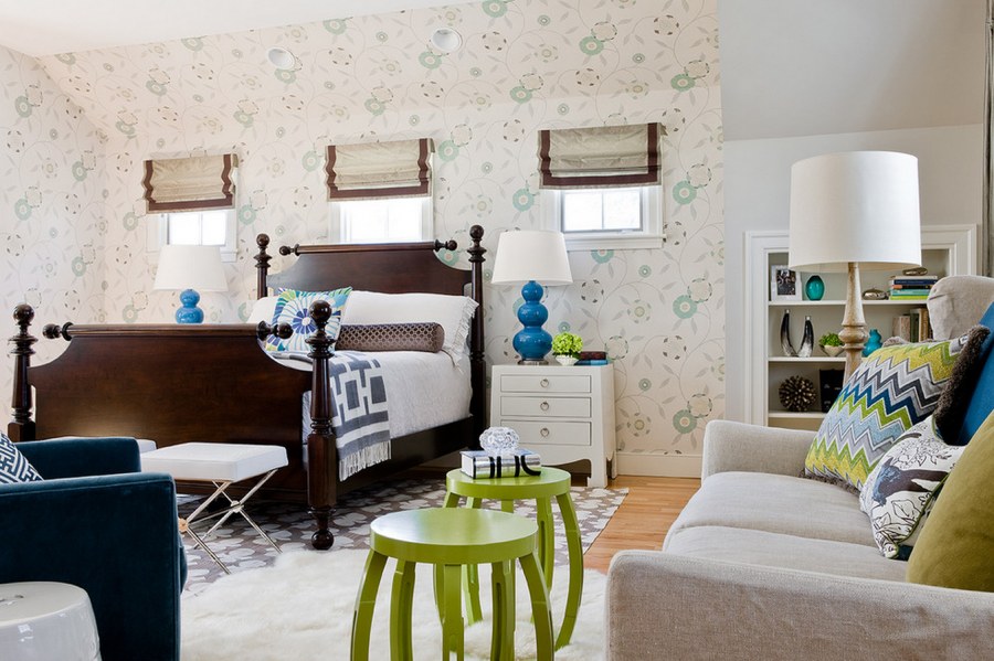 Мебель разных цветов в одной комнате