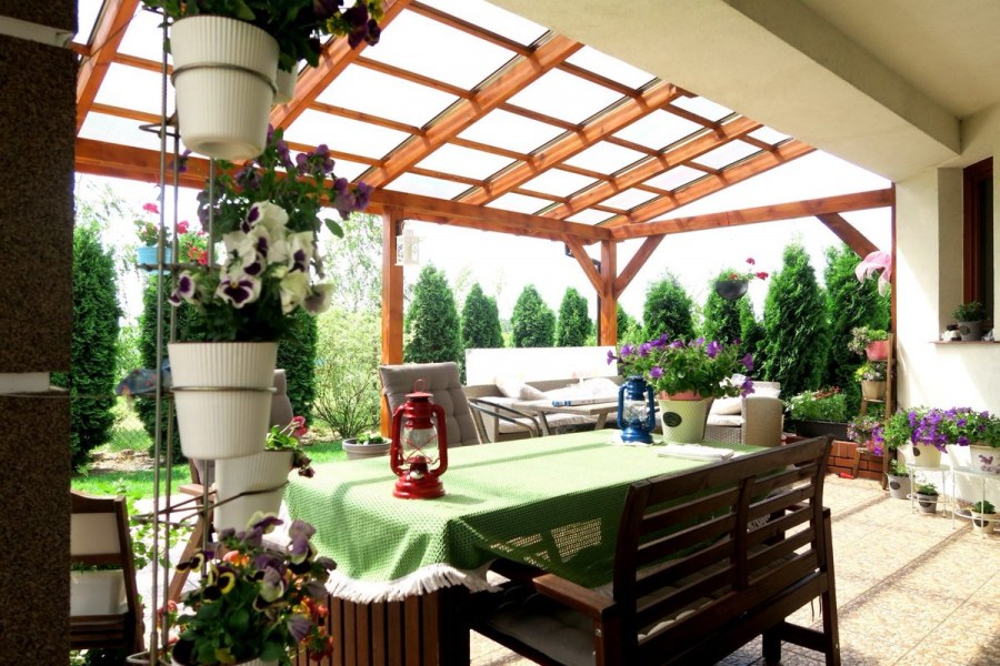 Навес деревянный для террасы