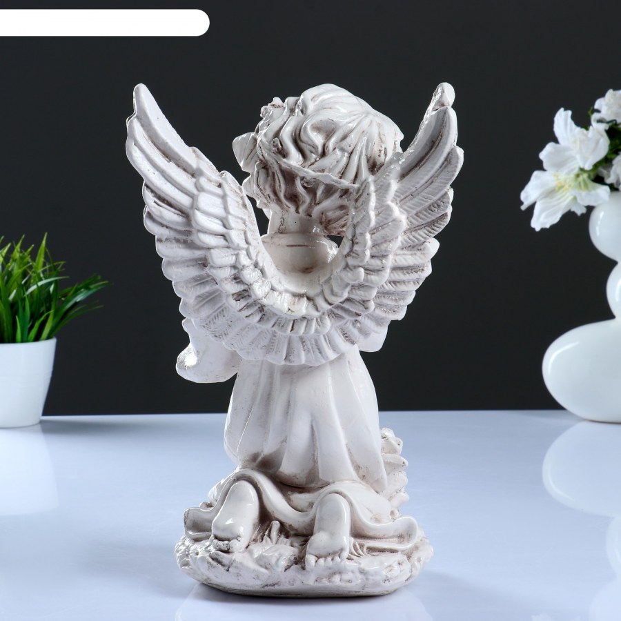 Фигура "ангел с чашей" 31х19см