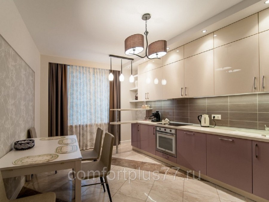 Кухня в бежевом и коричневом цвете