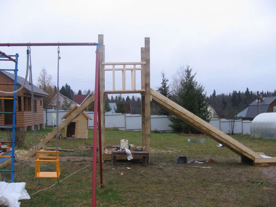 Горка для детей своими руками из дерева