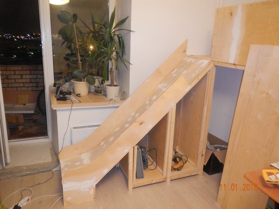 Горка из фанеры