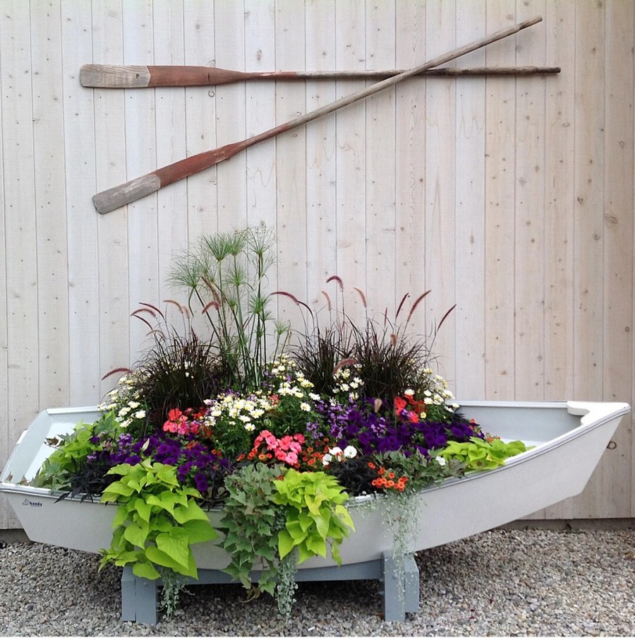 Оригинальные клумбы для цветов