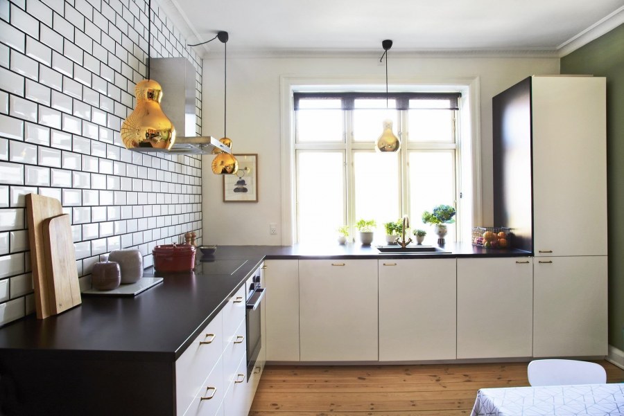 Фартук белый кабанчик