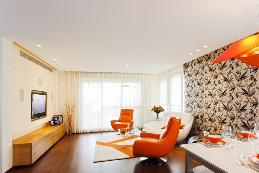 Гостиная в оранжевых тонах