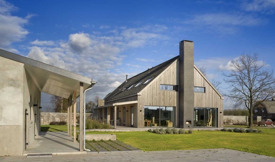 Дом-сарай в Голландии Barn House Eelderwolde