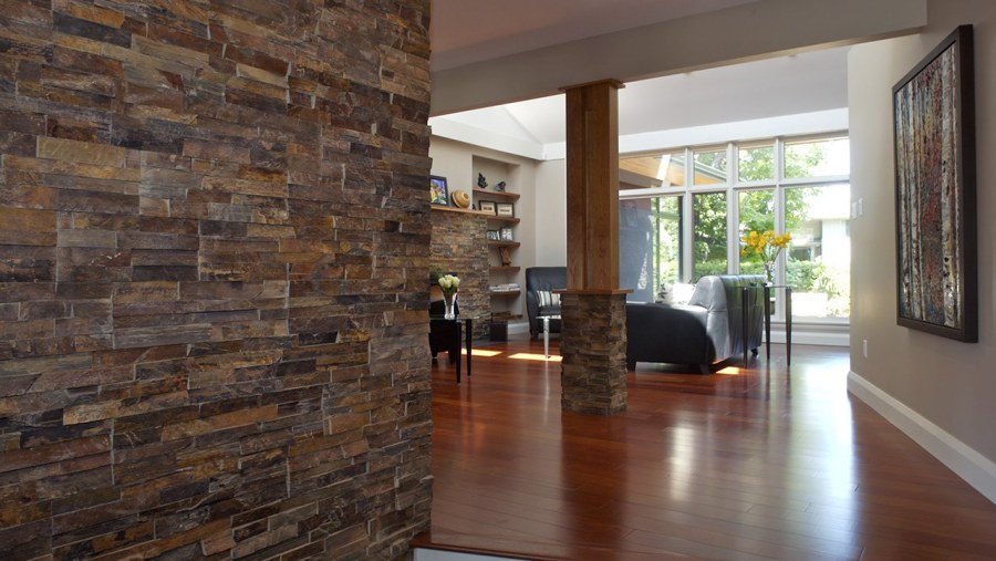 Каменный камин в интерьере