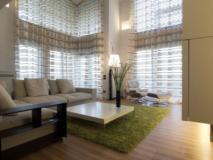 Тюль в стиле лофт в гостиной