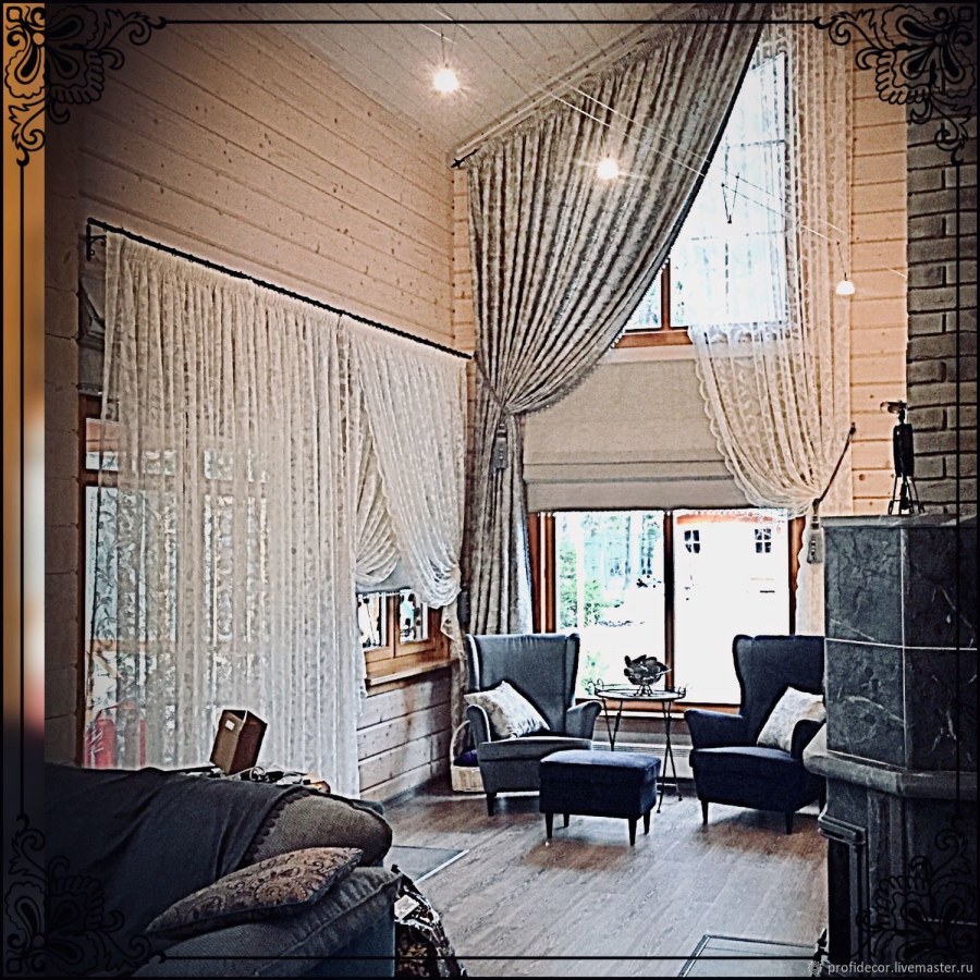 Шторы для окон второго света