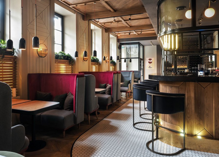 Интерьер бара