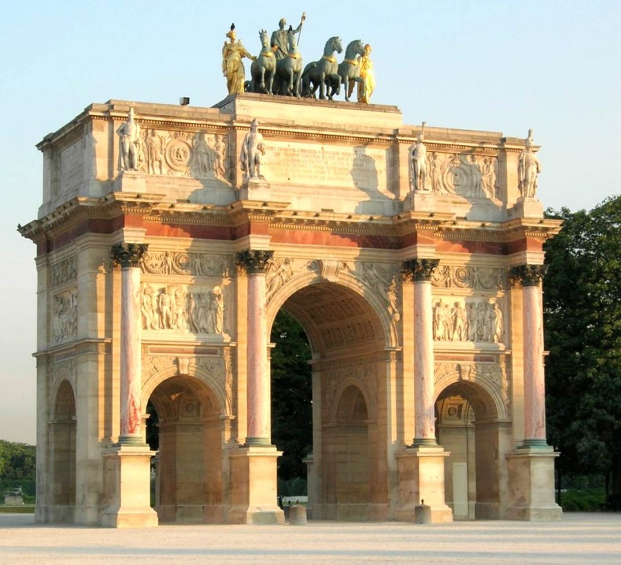 Триумфальная арка Каррузель Париж