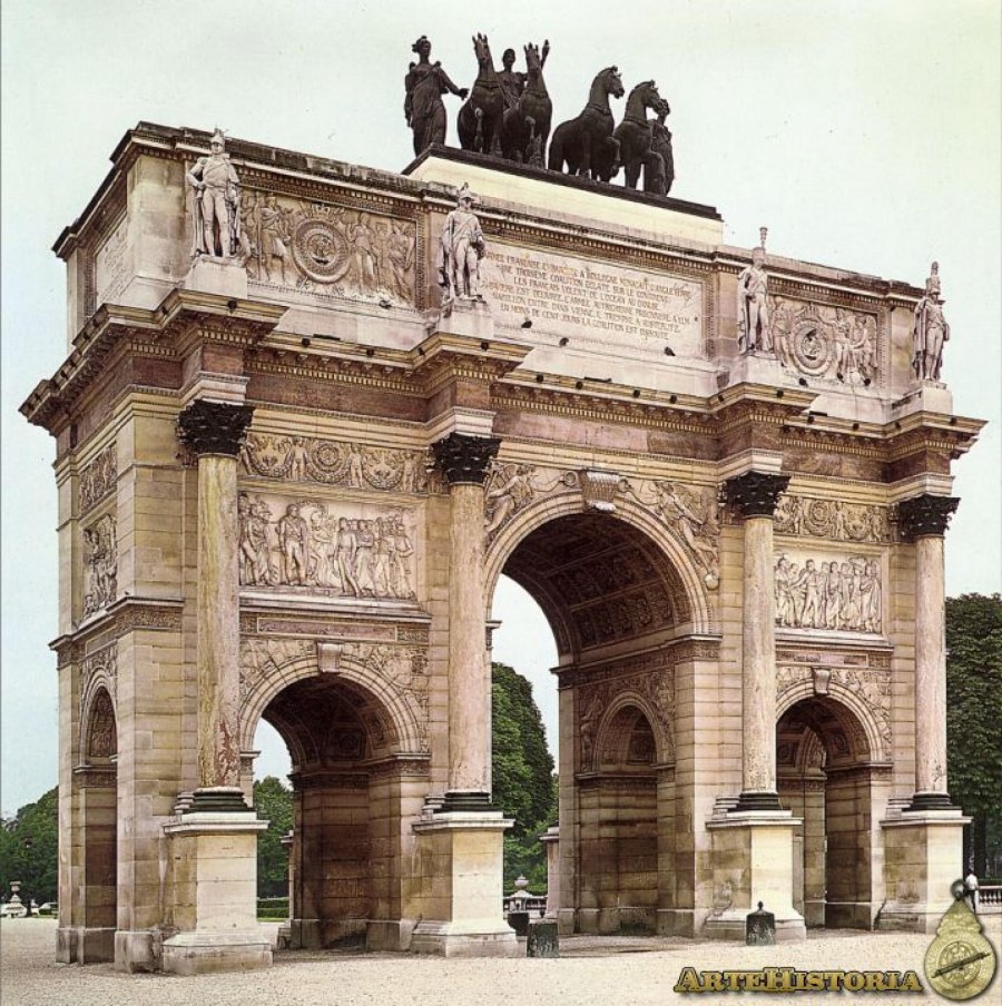 Ампир Триумфальная арка на площади Каррузель