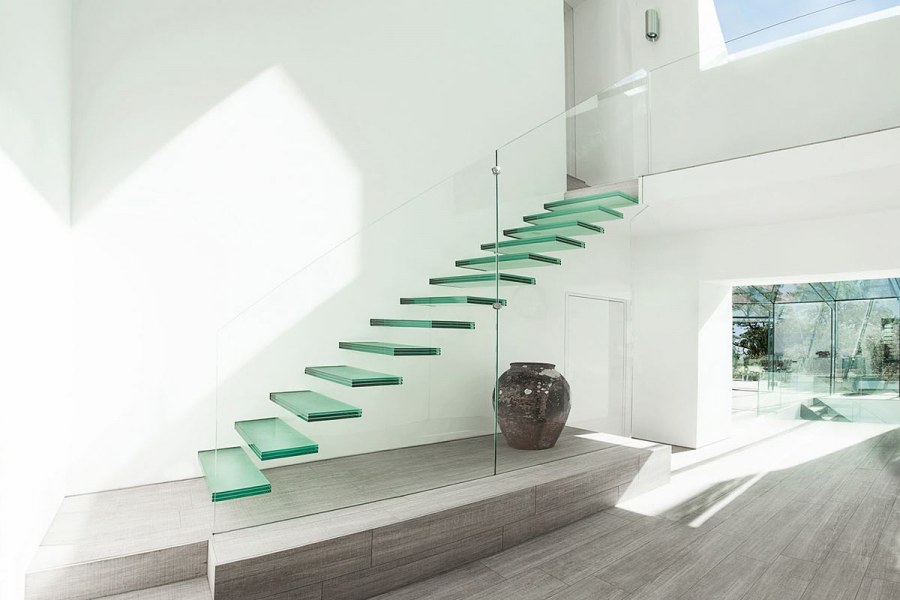 Золотые перила