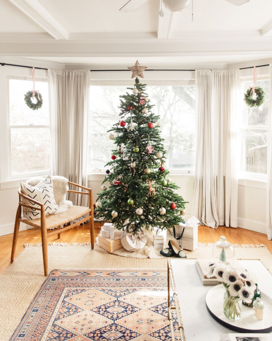 Новогодний интерьер светлый