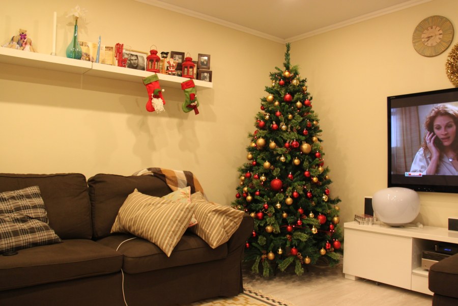 Новогодняя елка в квартире