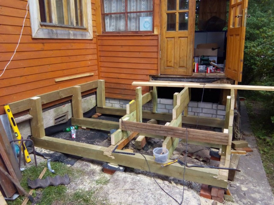 Крыльцо для бани