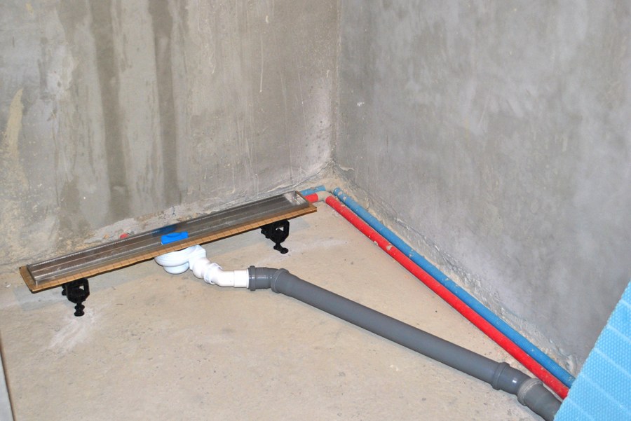 Слив для душевой кабины