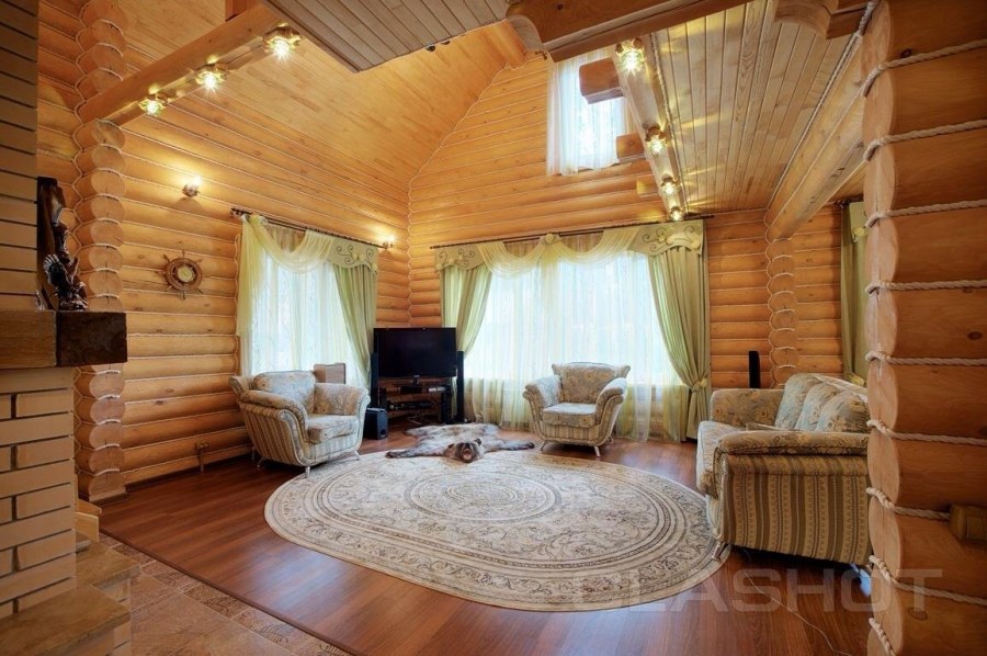 Спальня в бревенчатом доме