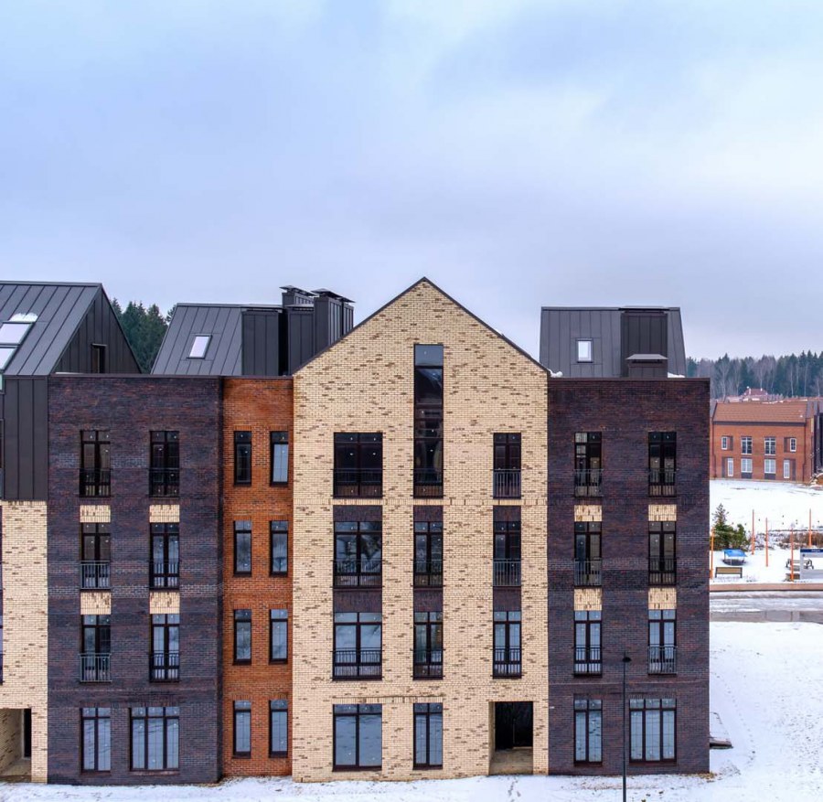 Малоэтажный ЖК парк апрель