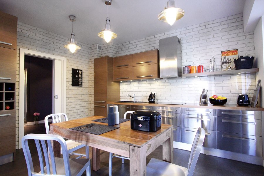 Акцентная стена на кухне