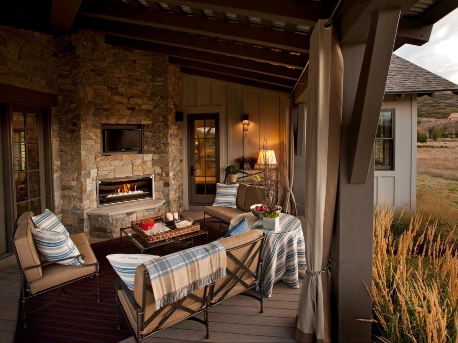 Веранда терраса в стиле Шале Кантри