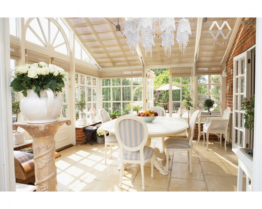 Белая веранда на даче