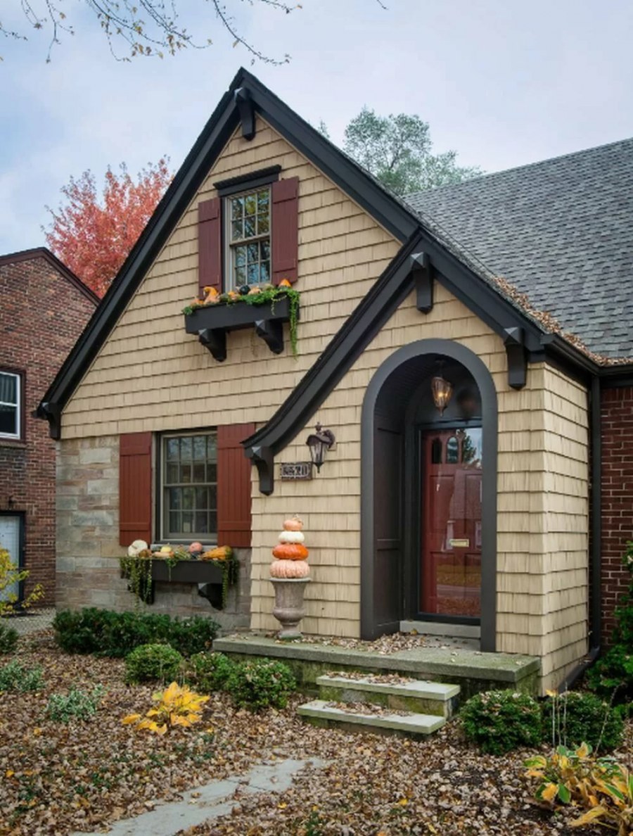 Маленький кирпичный домик