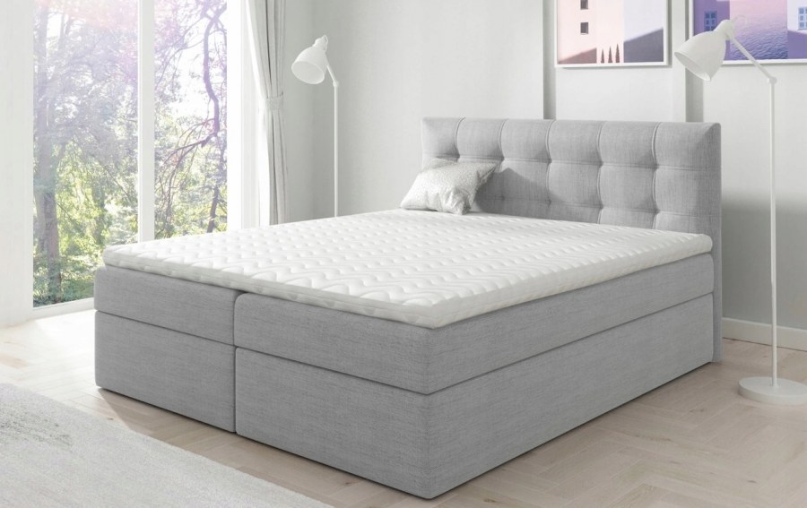 Гигантская кровать