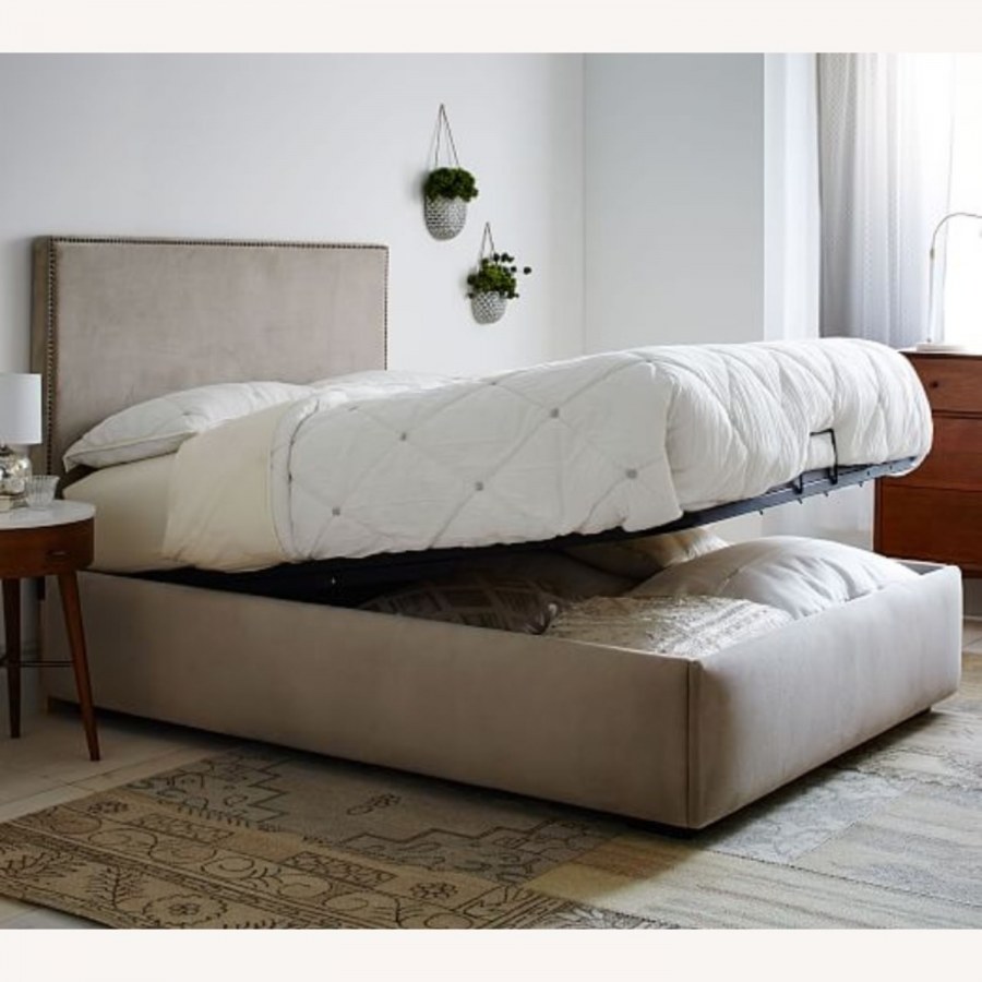 Кровать с местом для хранения