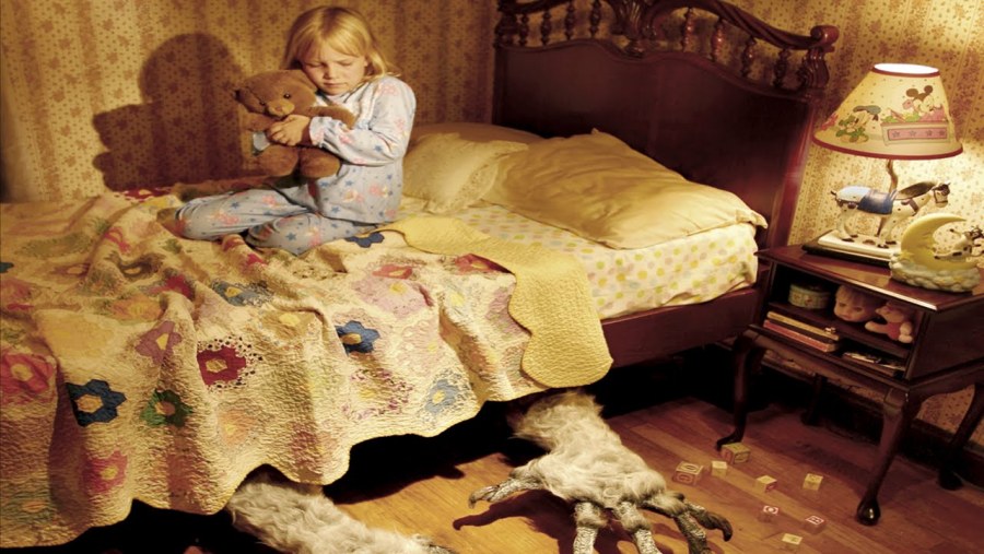 Для детей страшные кровати