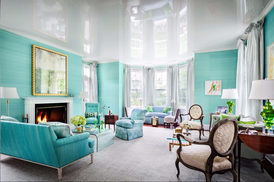 Изумрудный цент в интерьере