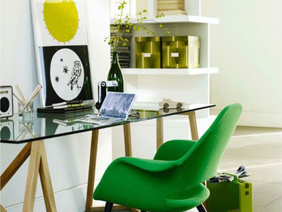 Рабочее место в зеленых тонах