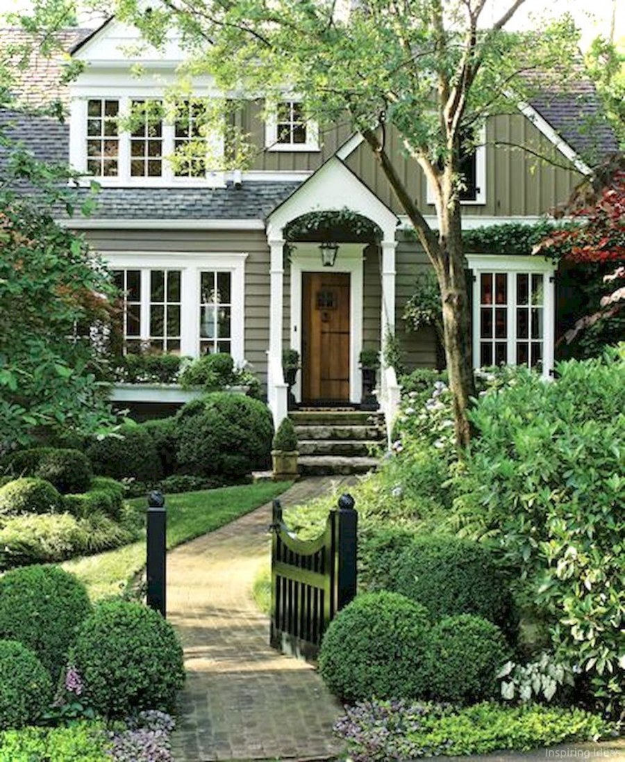 Колониальный ландшафтный стиль