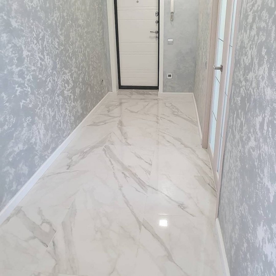 Декоративная штукатурка в коридоре