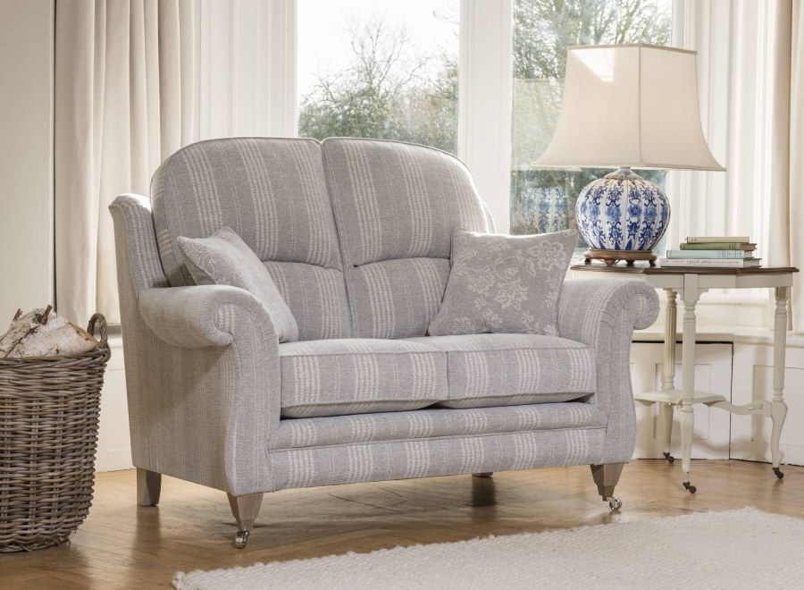 Описание элегантного дивана красочно