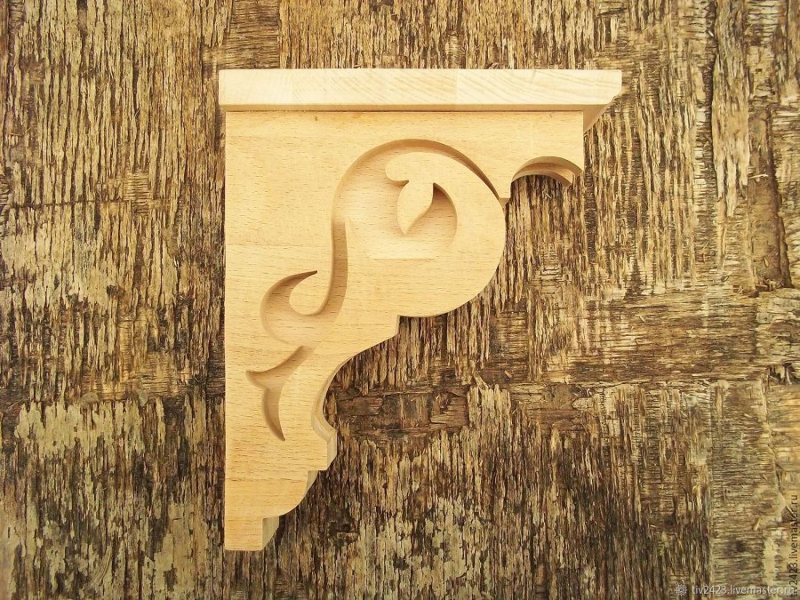 Кронштейн из дерева