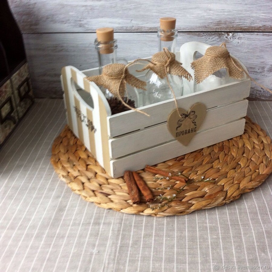 Декорированные деревянные ящики