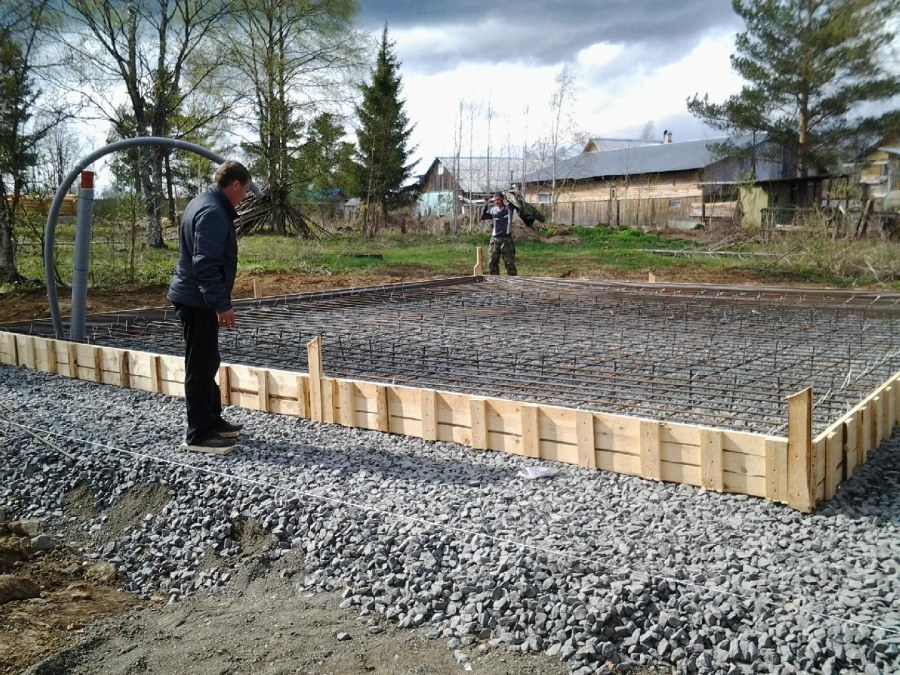 Опоры для бруса в землю