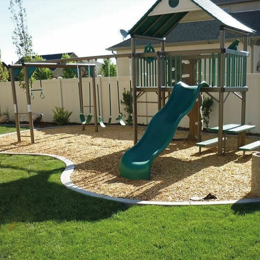 Бетонная площадка на даче