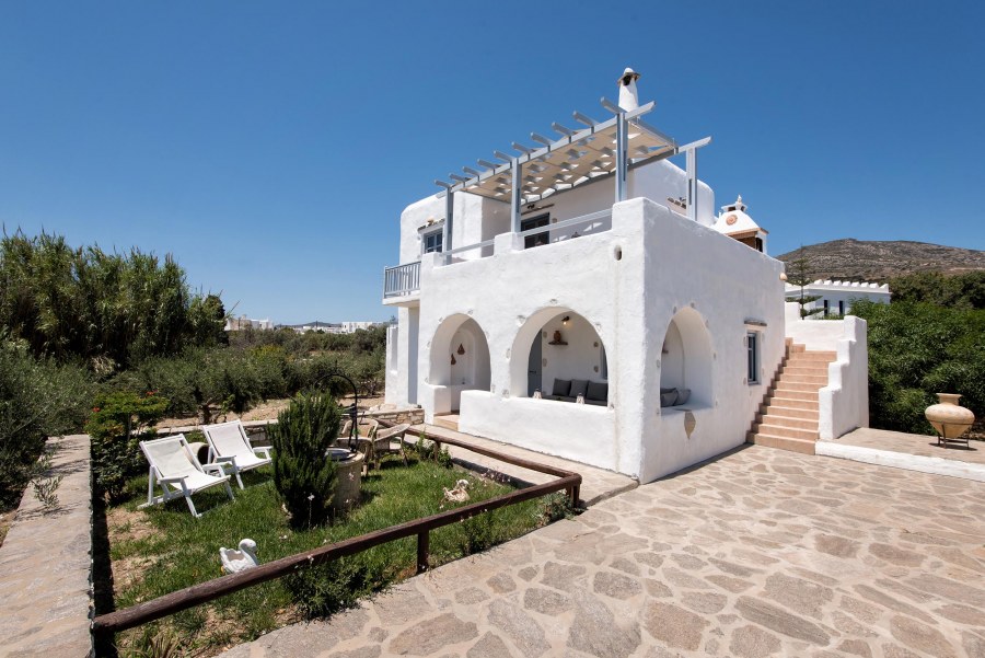 Дом в Крыму в стиле греки