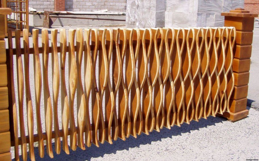 Деревянный забор для дачи