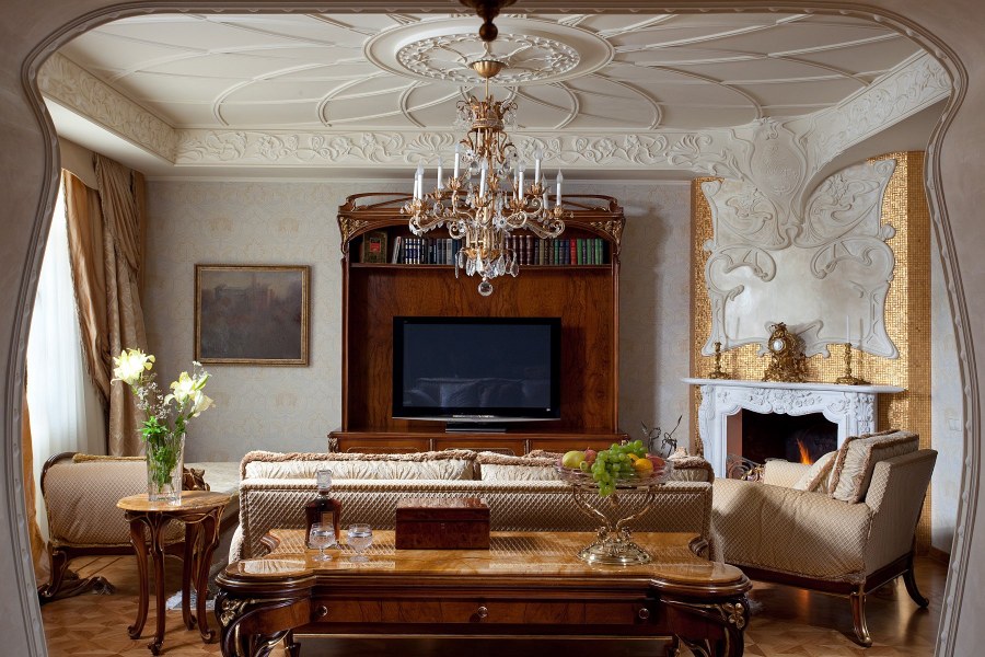 Интерьер гостиной в стиле арт нуво
