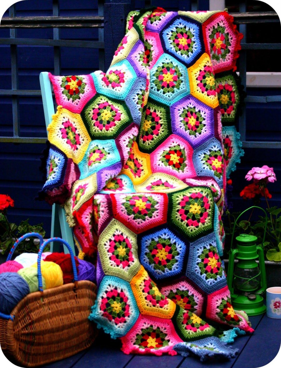 Пэчворк Бабушкин квадрат