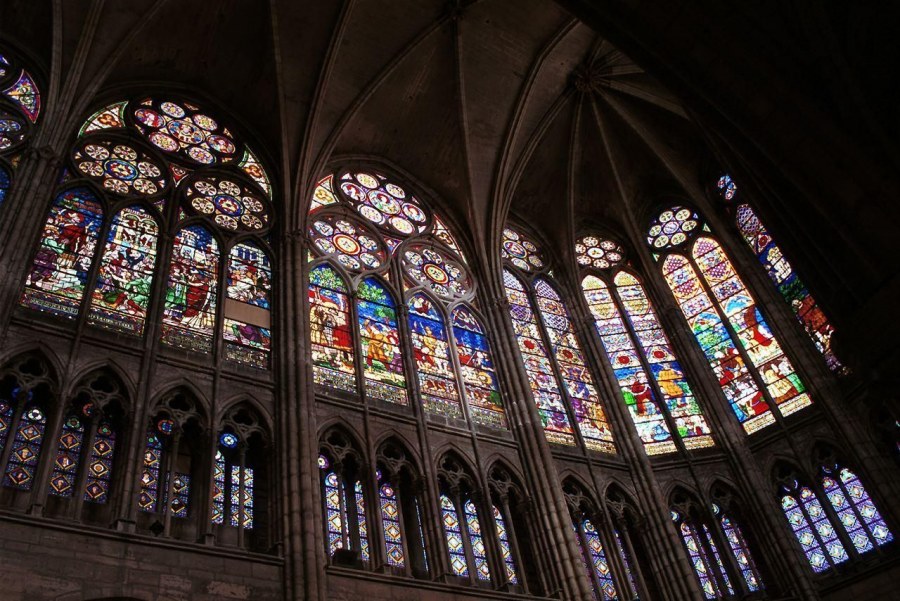 Романская Готика собор интерьер